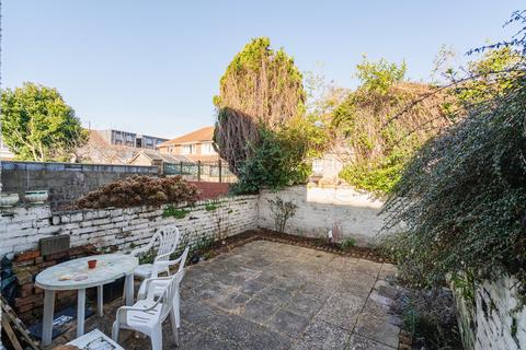 25 Sturdon Road, Bristol, BS3 2BA