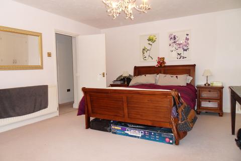 2 bedroom flat to rent, The Avenue, Surbiton KT5