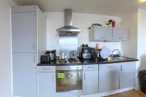 2 bedroom flat for sale, Broadway, Salford M50