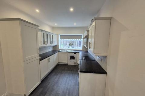 3 bedroom semi-detached house to rent, Harton Lane, South Shields