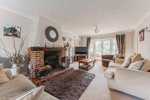 5 bedroom detached house for sale, Oak Lane, Wicklewood