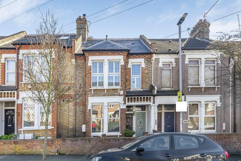 2 bedroom apartment for sale, Eastcombe Avenue, Charlton, SE7