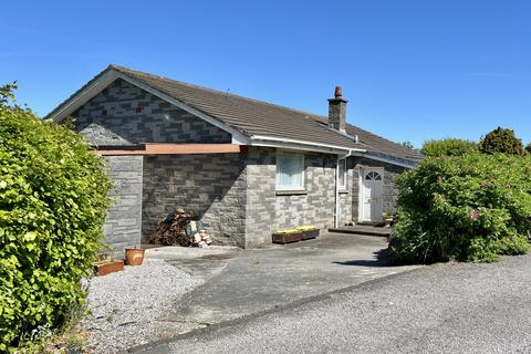 4 bedroom bungalow for sale, 8 Millhall, Borgue, Kirkcudbright