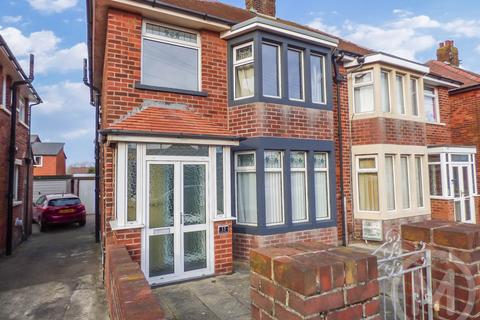 3 bedroom semi-detached house for sale, Kipling Drive, Blackpool, FY3 9UX