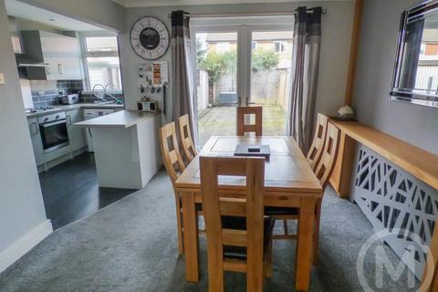 3 bedroom semi-detached house for sale, Kipling Drive, Blackpool, FY3 9UX