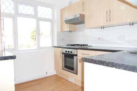 1 bedroom flat to rent, Kendor Avenue, Epsom KT19