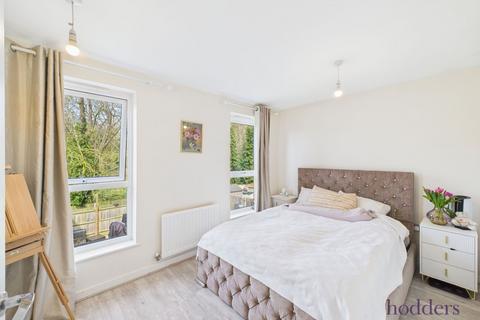 2 bedroom end of terrace house for sale, Hawker Drive, Addlestone, Surrey, KT15