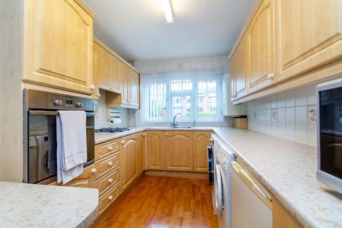 2 bedroom flat for sale, Park Road, Southport PR9