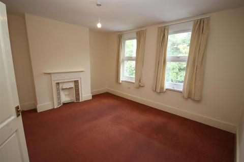 2 bedroom terraced house to rent, Picardy Road, Belvedere, Kent.