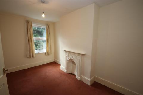 2 bedroom terraced house to rent, Picardy Road, Belvedere, Kent.