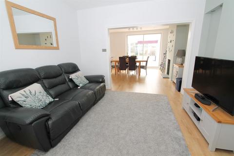 11 Tritton Avenue, Croydon, CR0 4SS
