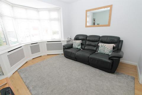 11 Tritton Avenue, Croydon, CR0 4SS