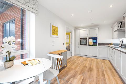 2 bedroom apartment for sale, The Landings, Hazen Road, Kings Hill, West Malling, Kent