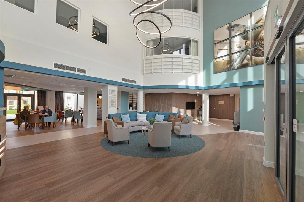 Entrance Communal
