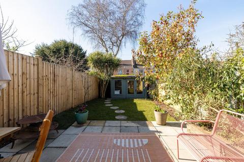 36 Gratitude Road, Bristol, BS5 6EH