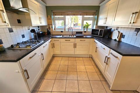 3 bedroom semi-detached house for sale, Merevale Road, Solihull