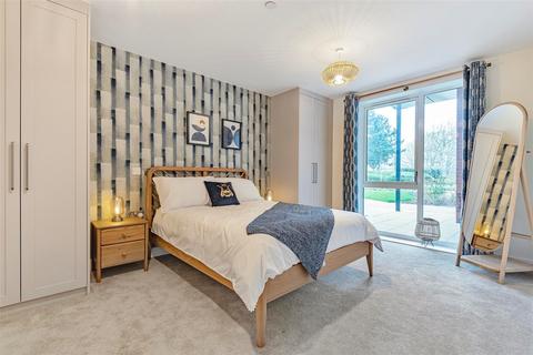 1 bedroom ground floor flat for sale, The Landings, Hazen Road, Kings Hill, Kent