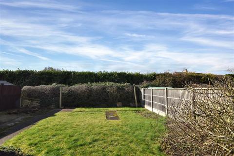 2 bedroom semi-detached bungalow for sale, Hemplands Lane, Sutton-On-Trent, Newark