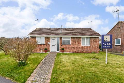 2 bedroom detached bungalow for sale, St Georges Walk, Eastergate