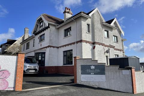 5 bedroom detached house for sale, Felinfoel Road, Llanelli