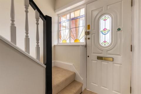 7 Chestnut Walk, Saltford, Bristol, BS31 3BG