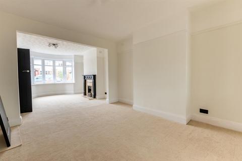 7 Chestnut Walk, Saltford, Bristol, BS31 3BG
