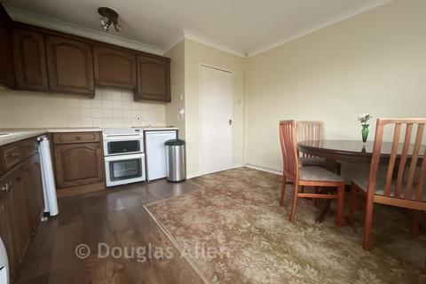 2 bedroom semi-detached bungalow for sale, Pearsons, Stanford-Le-Hope SS17