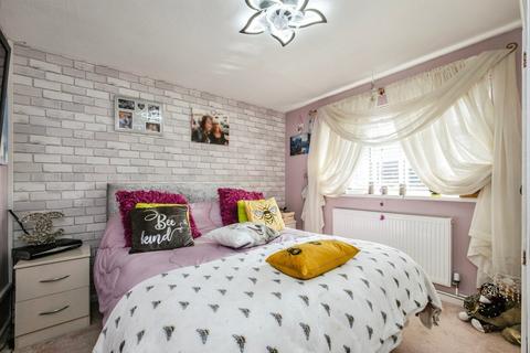 4 Draycott Close, Exeter, EX2 5DG