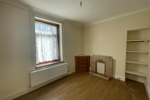 3 bedroom house to rent, Heol Llanelli, Llanelli SA15