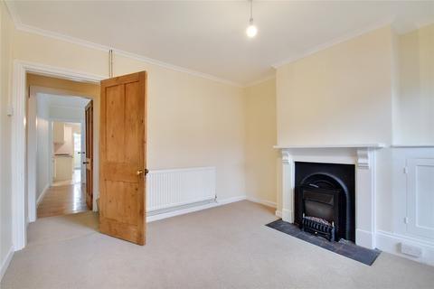 2 bedroom end of terrace house to rent, Knight Street, Worcestershire WR2