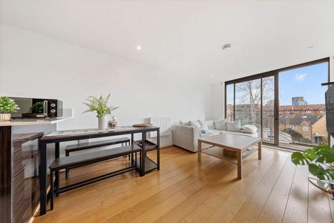 2 bedroom flat to rent, Blackheath Road, London SE10