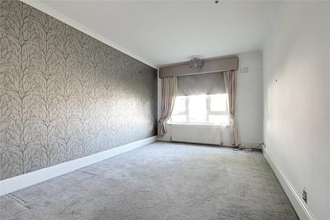 3 bedroom flat to rent, Culloden Road, Enfield, EN2