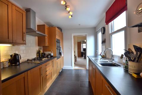 undefined, Peabody Road, Farnborough GU14