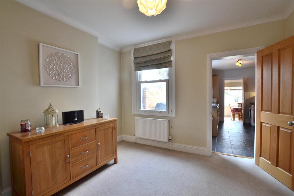 Dining Room.JPG