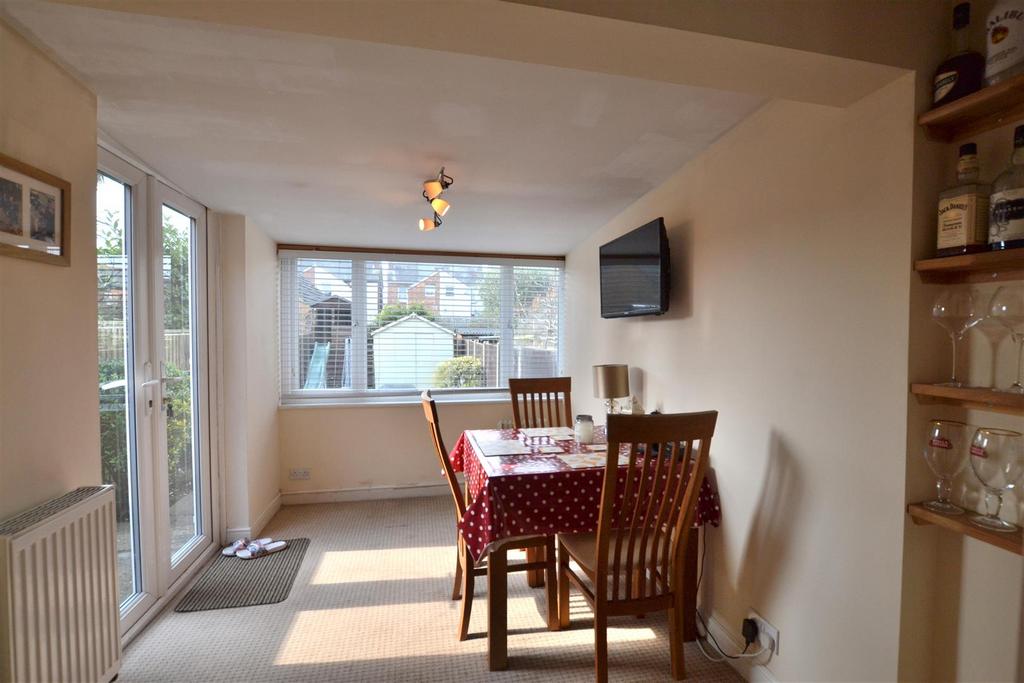 Breakfast Room.JPG