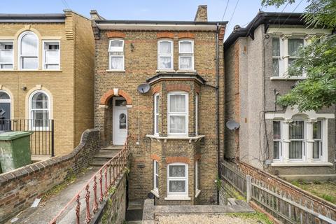 1 bedroom flat to rent, Cantwell Road Plumstead SE18