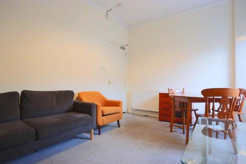 3 bedroom flat to rent, Cathcart Place, Dalry, Edinburgh, EH11