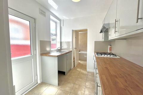 2 bedroom terraced house to rent, Melbourne Road, Earlsdon, Coventry, CV5