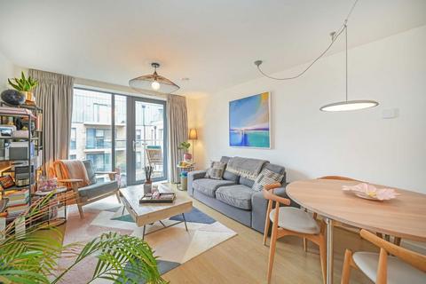 2 bedroom flat for sale, Festubert Place, London E3