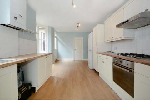 3 bedroom terraced house for sale, Melford Road, Leytonstone, London, E11