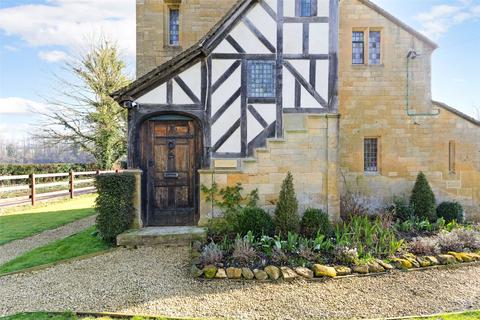 2 bedroom detached house for sale, Snowshill Road, Broadway, Worcestershire, WR12