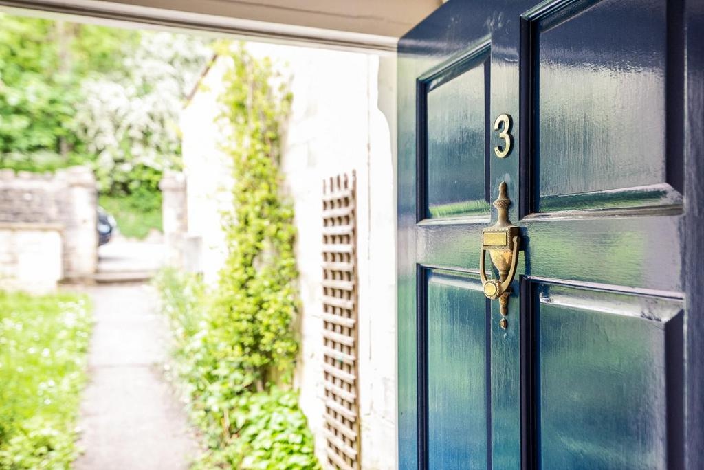 3, 106 London Road West, Bath, BA1 7 DB-3.jpg