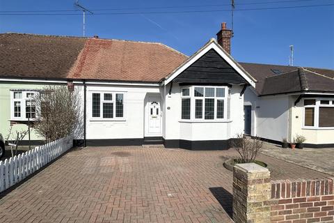 3 bedroom bungalow for sale, Skerry Rise, Chelmsford