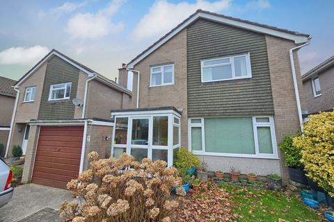 4 bedroom link detached house for sale, Elm Close, Tavistock PL19