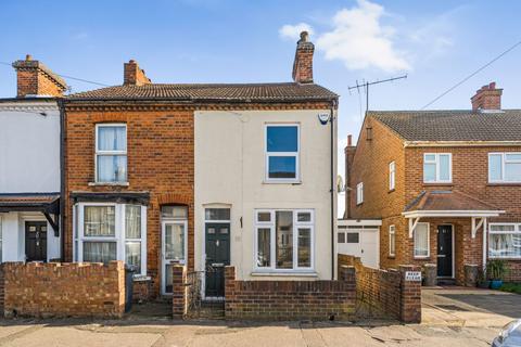 2 bedroom end of terrace house for sale, Margetts Road, Bedford