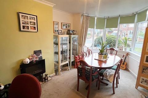 62 Denholm Road, Sutton Coldfield, B73 6PN