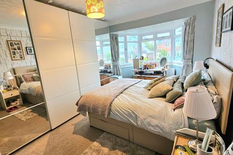 62 Denholm Road, Sutton Coldfield, B73 6PN