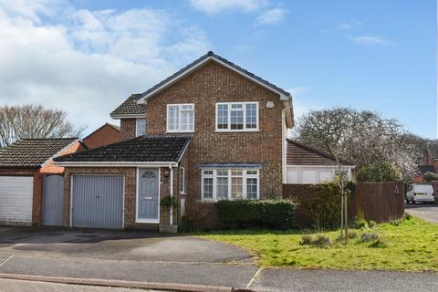 4 bedroom detached house for sale, Acacia Road, Hordle, Lymington, SO41