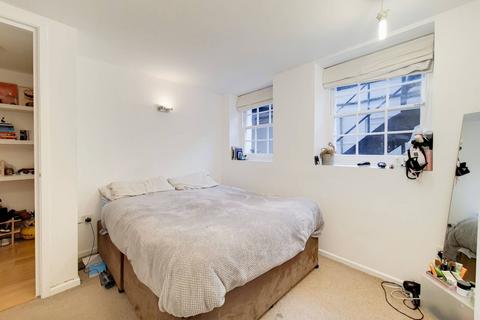 1 bedroom maisonette to rent, Amwell Street, Clerkenwell, LONDON, EC1R