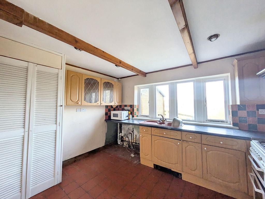 Dining kitchen